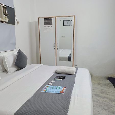 Hotel Hauz Khas Fort View Nuova Delhi Esterno foto