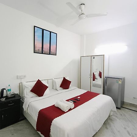Hotel Hauz Khas Fort View Nuova Delhi Esterno foto