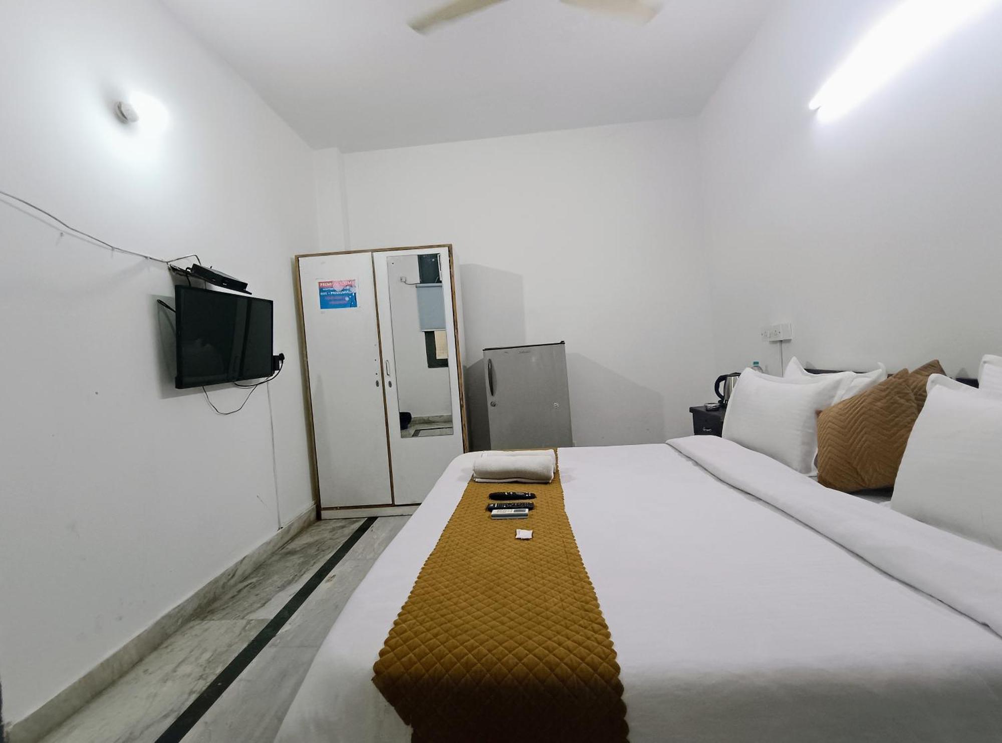 Hotel Hauz Khas Fort View Nuova Delhi Esterno foto